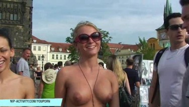 nipactivity,exhibtionism,nude in public,naked in public,flashing,czech