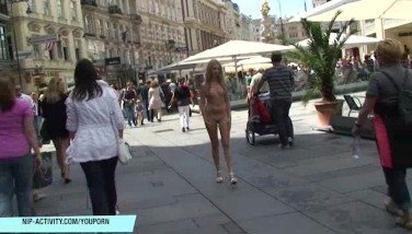 Public,public nudity,outdoor,flashing,nude in public,naked on street,activity,exhibitionism,strasse