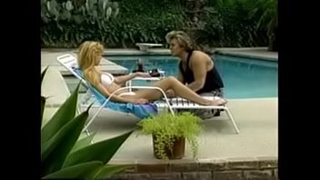 sex,pool,classic,90s,lesbiann,danielle-rogers