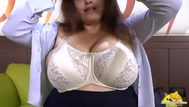 mom,granny,busty,bbw,chubby,oldnanny