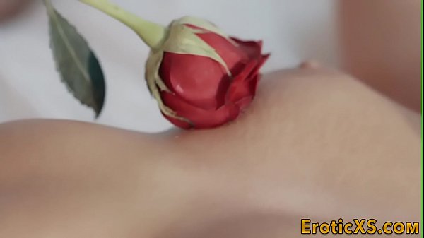 cumshot,hardcore,babe,brunette,masturbation,babes,hd