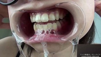 saliva,fetish,japanese,tongue,gum,teeth