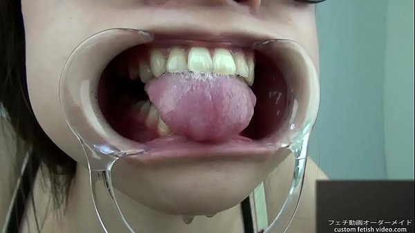 saliva,fetish,japanese,tongue,gum,teeth