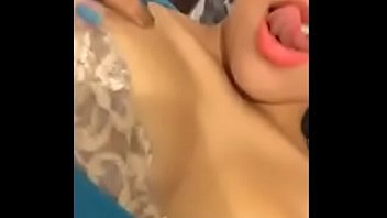 boobs,hot,girl,solo,teasing,webcam,flash