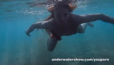 underwater,funny,watersports,amateur,sea,redhead