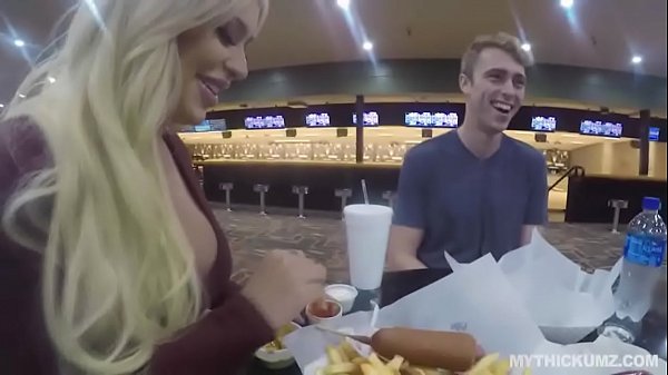 blowjob,amateur,curvy,big-ass,reality,big-tits,stranger,big-cock,bowling,pawg,thickum