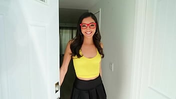 european,glasses,trimmed-pussy,argentinian,brazzers,natural-tits