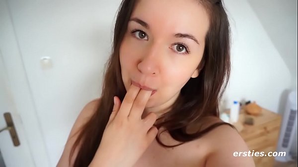 amateur,fingering,toys,masturbation,solo,cumming,orgasm,german