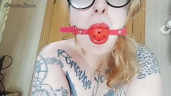 hot,sexy,girl,amateur,homemade,chubby,tattoos,saliva,curvy,gag,fetish,spanish,blue-eyes,drool,redlips,eye-contact