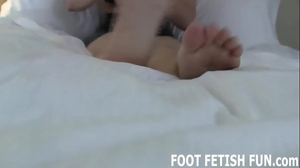 POV,bdsm,feet,femdom,foot-fetish