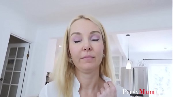 fucking,caught,forbidden,united-states,own-mom,caught-fucking-mom,hard-mom