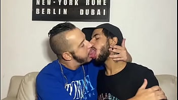 kissing,twink,twinks