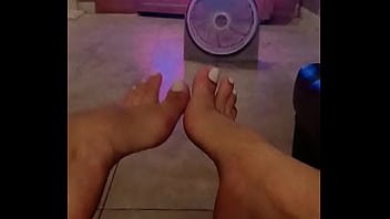 feet,soles,sexy-feet,gay-feet,boyfeet,whitetoes