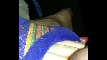 wife,jerking,off,feet