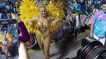 blonde,big-ass,carnaval,linda,big-tits,brasil,bunda,brasilian,samba,biquini,calcinha,sambista,ellen-rocche,2019