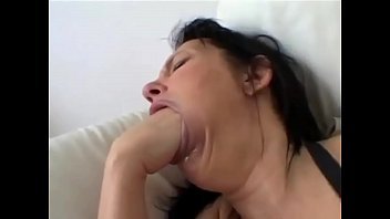gaping,amateur,homemade,mom,videos,milfs,hd,mouthfuls,fisted,mouths