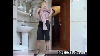 bathroom,girlfriend,russian