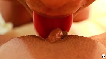 pussy,girl,wet,pussy-licking,shaved-pussy,oral,orgasm,pussy-eating,big-clit