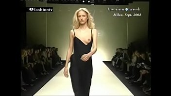 sexy-clothes,fashion-show