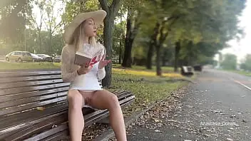 nudity,public,no-panties,hot-wife,flashing-pussy,in-park