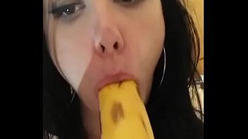 sexy,slut,young,home,cute,whore,oral,horny,banana,lonely,bored