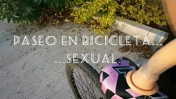 dildo,sex,pussy,fucking,tits,boobs,wife,vagina,big-tits,bike,exhibicionismo,natural-tits