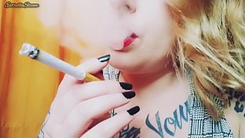 smoking,sexy,tattoo,natural,amateur,homemade,chubby,curvy,closeup,POV,fetish,spanish,nails,cigar,kink,redlips,estrella-steam