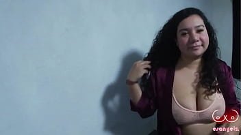 busty,booty,big-ass,bbw,big-boobs,natural-tits,atractiva