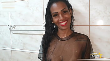 interracial,brunette,gostosa,big-cock,branco,magra,pau-grande