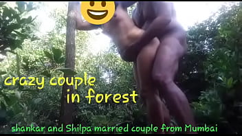 jungle,couple,crazy