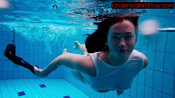 teen,bikini,swimming,pool,beach,blackhair,water,nude,softcore,poolside,underwater,nudist,sports