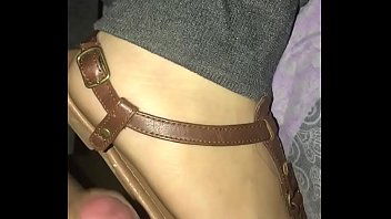 cumshot,cum,pussy,latina,footjob,feet,toes,sandals,sandal