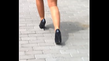 girl,voyeur,street,macedonia,skopje,seeking-cock