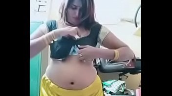 boobs,sexy,pornstar,indian,desi,telugu,swathi-naidu,saree-change
