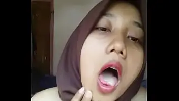 boobs,nipple,big-tits,big-boobs,hijab,indonesia,nice-tits,cewek