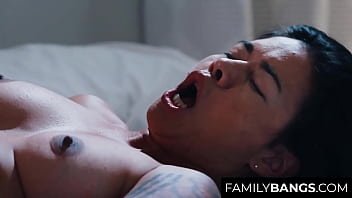 milf,cop,police,lover,cumming-inside-pussy,family-affairs,familybangs