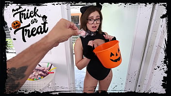 brunette,new,halloween,costumes,porn-game,teens-18