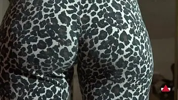 amateur,booty,fetish,close-up,big-ass,dirty-talk,tights,pawg,wiggle,sexy-ass,white-booty,yoga-pants,ass-fetish,ass-grab,amateur-fetish-porn