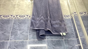 latina,ass,amateur,bathroom,booty,public,bath,big-butt,big-booty,step-mom,step-sister,real-ass,only-women,voluptous-body