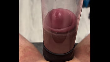 dutch,penis,pump,foreskin,swollen,nederlands,swollen-foreskin,extreme-pump,gezwollen-voorhuid,gezwollen