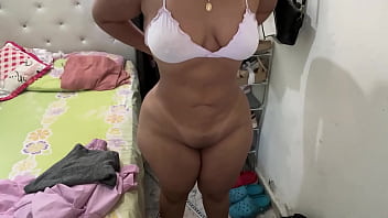 ass,amateur,culona,spy-cam