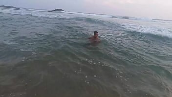 outdoor,amateur,wife,naked,beach,public,couple,short-hair,public-flashing,natural-tits