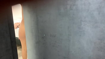 sexy,amateur,dress,spy,voyeur,hidden,dressing,spycam