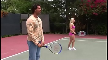 blonde,babe,outdoor,blowjob,threesome,cowgirl