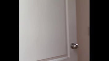Asesora Inmobiliaria Novata Acepta Follar Con Su Cliente En La Casa Para Hacer Su Primera Venta