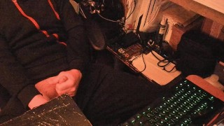 Cumshot,Fetish,HD,Masturbation,Solo Male,Verified Amateurs,Daddy,cockring,cumshot,huge balls,huge balls cumshot,solo male